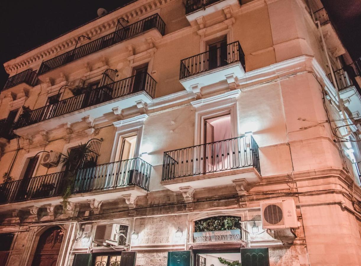 Hotel Palazzo Le Travi à Bari Extérieur photo