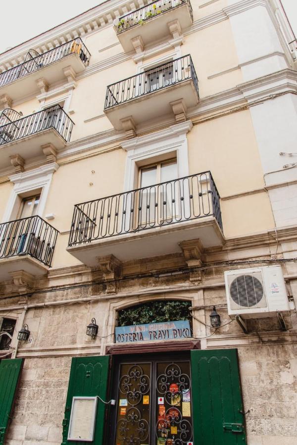Hotel Palazzo Le Travi à Bari Extérieur photo