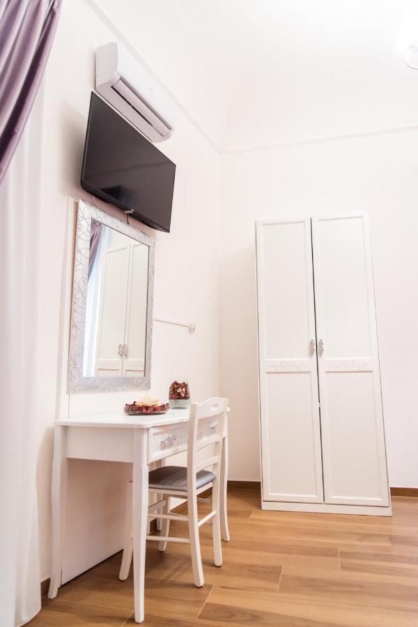Hotel Palazzo Le Travi à Bari Extérieur photo